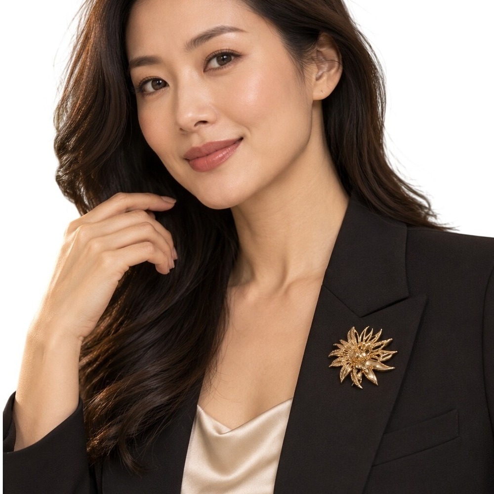 Vintage 1960s Sarah Coventry Golden Harvest Gold Tone Brooch